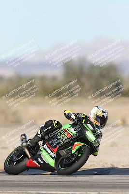 media/Dec-04-2025-Racers Edge (Thu) [[5ebc9f124d]]/3-B Group/2-Session 1 (Turn 4 Entry)/